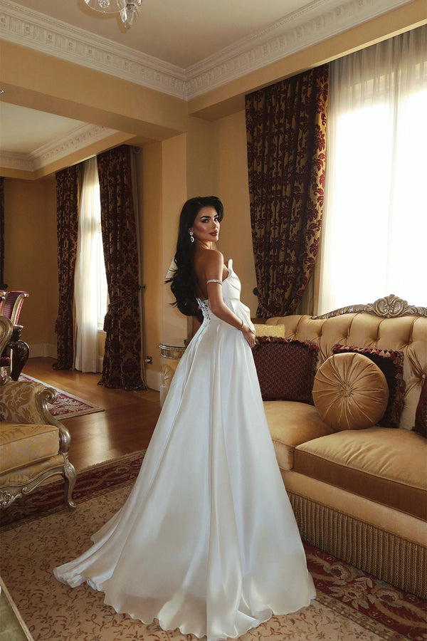Elegant Off-Shoulder Evening Maxi Dress