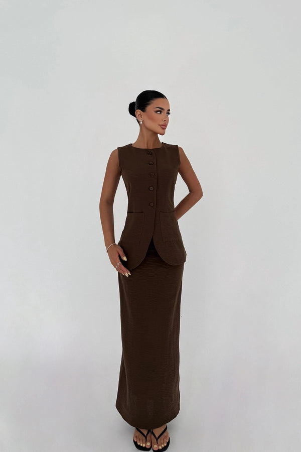 Aireen Elegant Sleeveless Suit