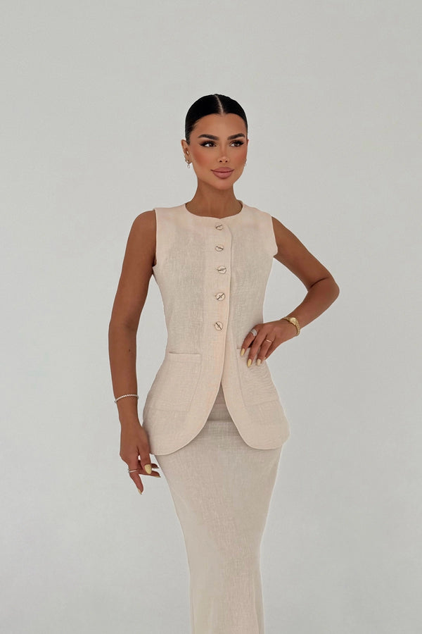 Aireen Elegant Sleeveless Suit