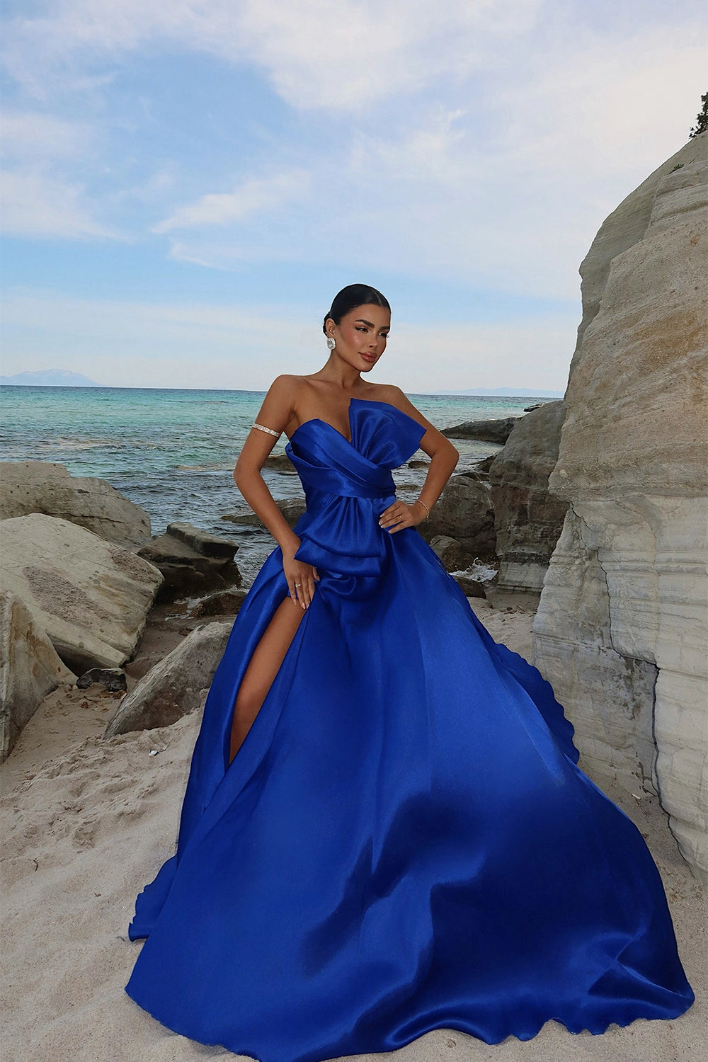 Elegant Off-Shoulder Evening Maxi Dress