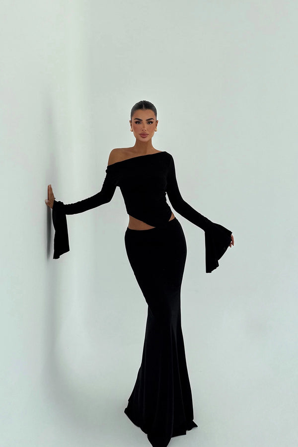 Darcey Midnight Elegance Maxi Dress