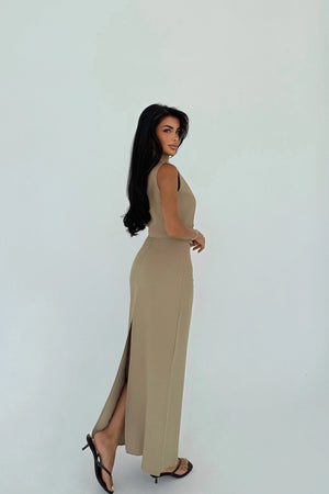 Sheril Sleeveless Maxi Suit
